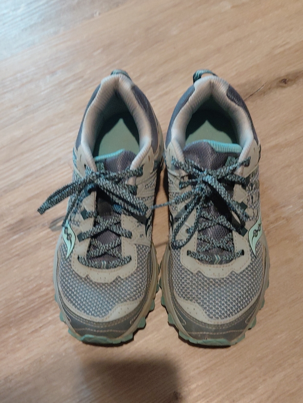 Light Green and Gray Saucony Women's Trail Running Shoes